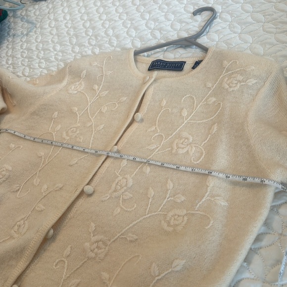 Karen Scott Pure wool crewel Stitched Embroidery long sleeved Cardigan size med - Picture 8 of 12